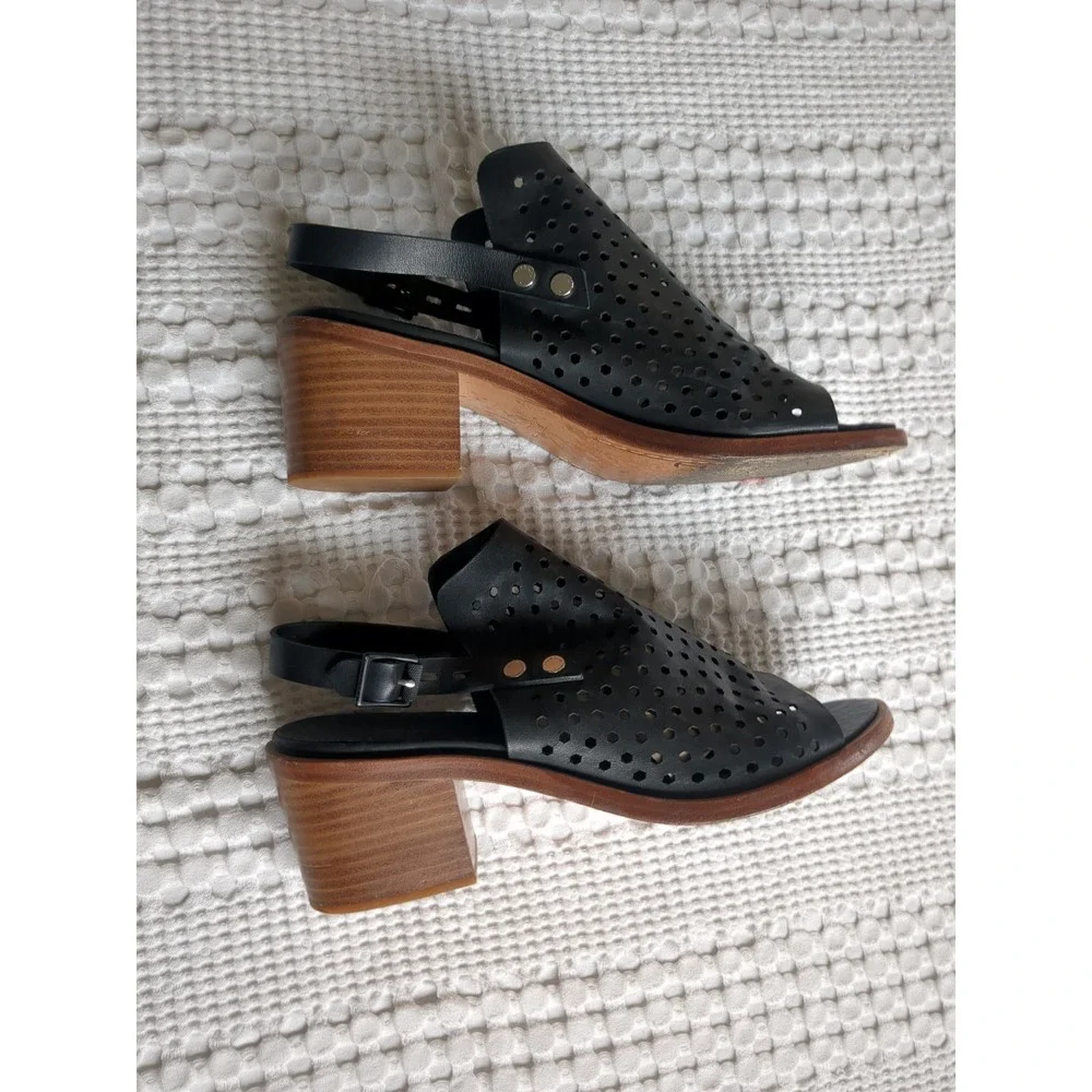 Rag & Bone Wyatt Perforated Leather City Sandals Black Sz 10.5 US 41 EU